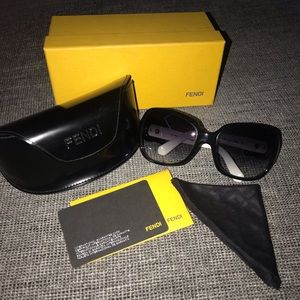FENDI SUNGLASSES